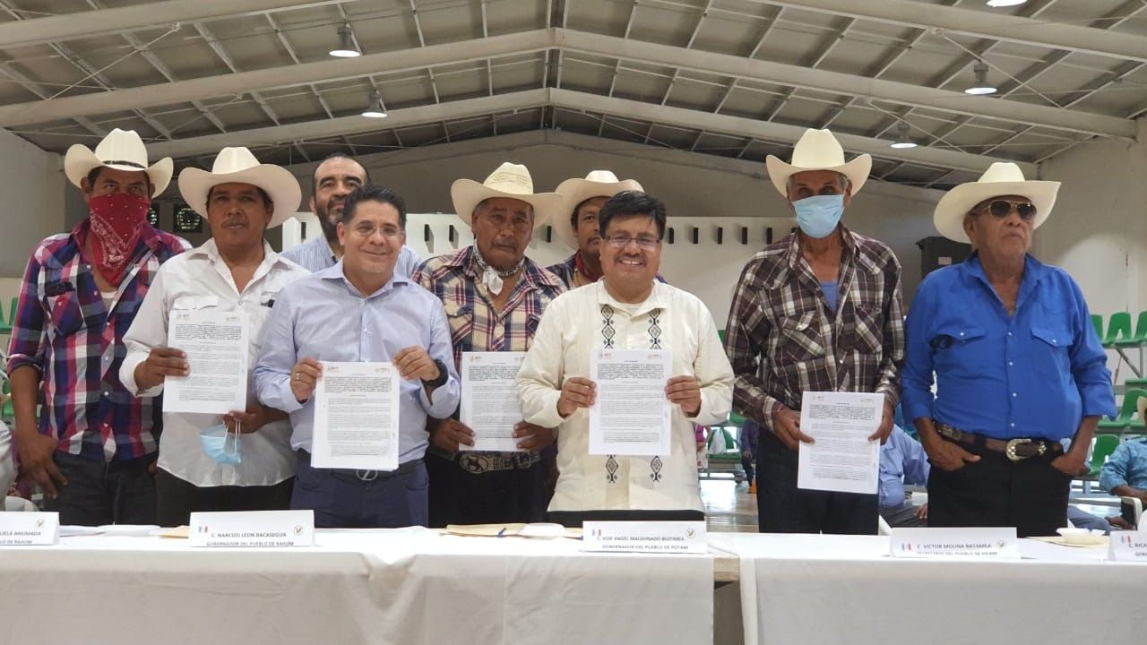 Firman convenio INPI, SCT y Yaquis, por derecho de vía del tren