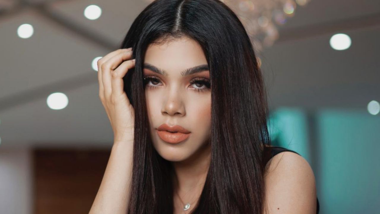 Kenia Os conquista a TikTok con sus ‘alucinantes’ movimientos de cadera