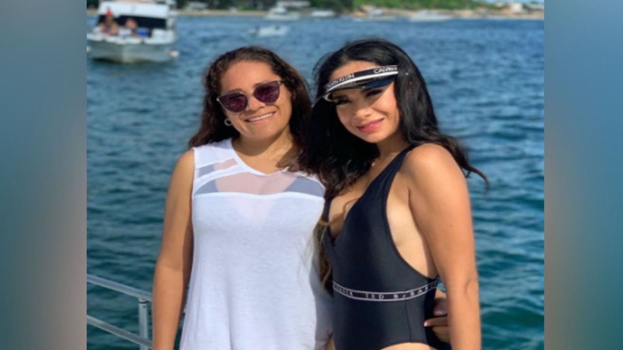 Zarelea Figueroa causa furor al presumir a una de las exesposas de Joan Sebastian