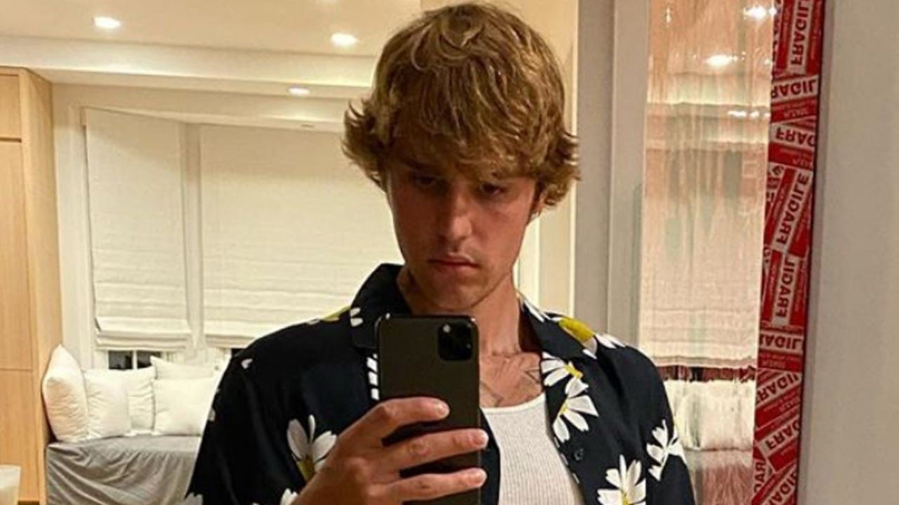 ¡A un lado Christian Nodal! Justin Bieber presume nuevo tatuaje en el cuello
