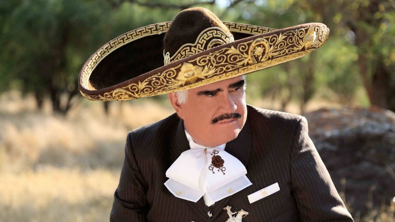 Vicente Fernández se pone su mejor traje de charro y hace suspirar a fans de Instagram: “Papá de potrillos”