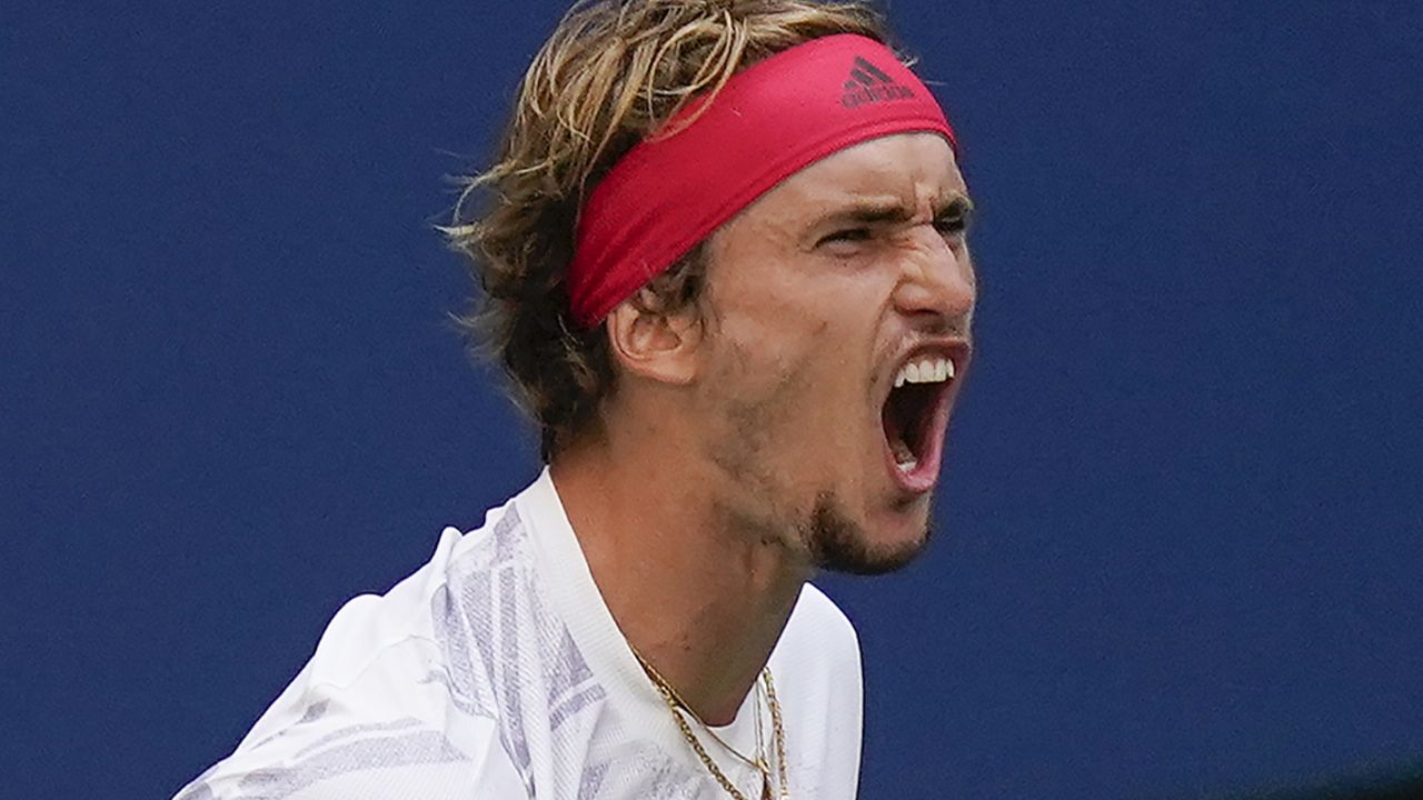 Zverev remonta ante Coric y ancla en semifinales del US Open
