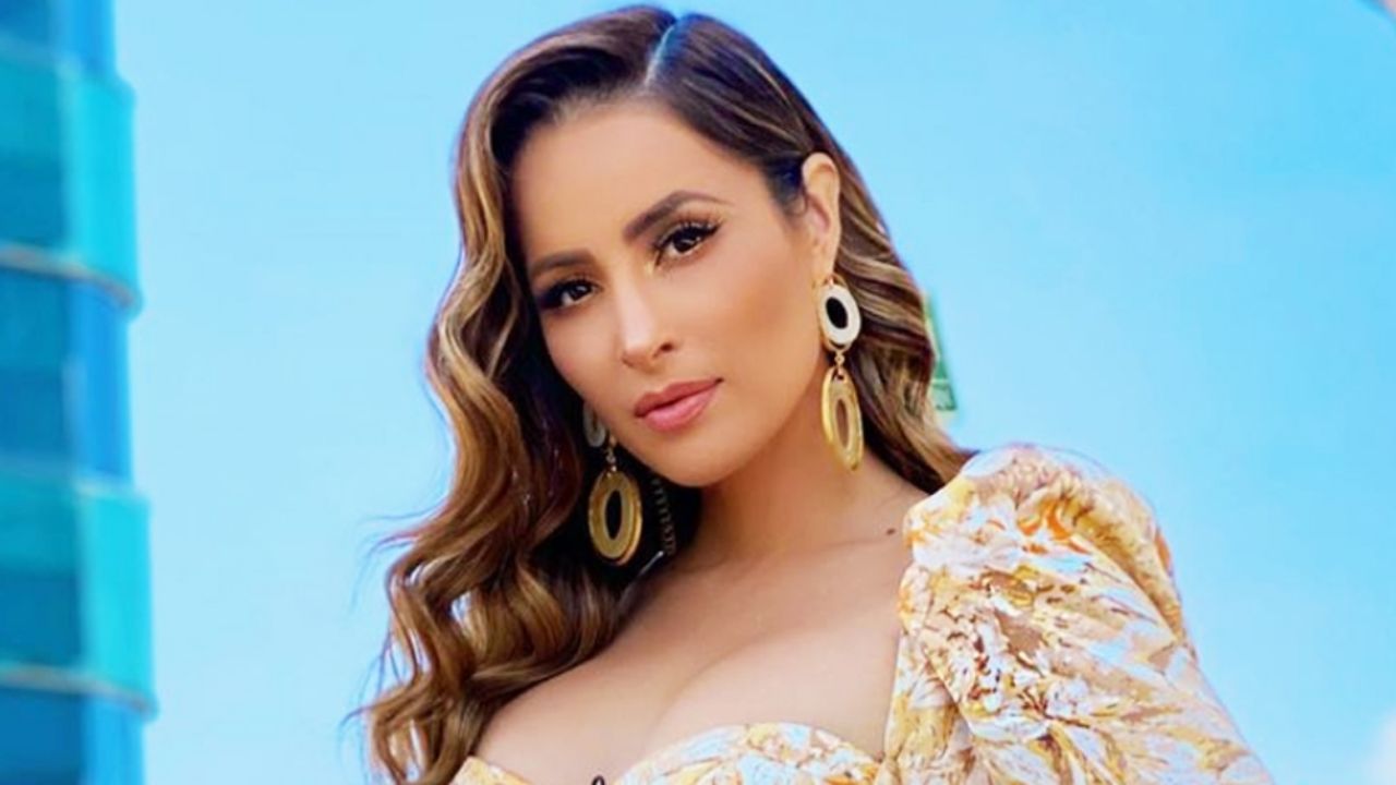 Cynthia Rodríguez pone de cabeza a Instagram con su atuendo de playa