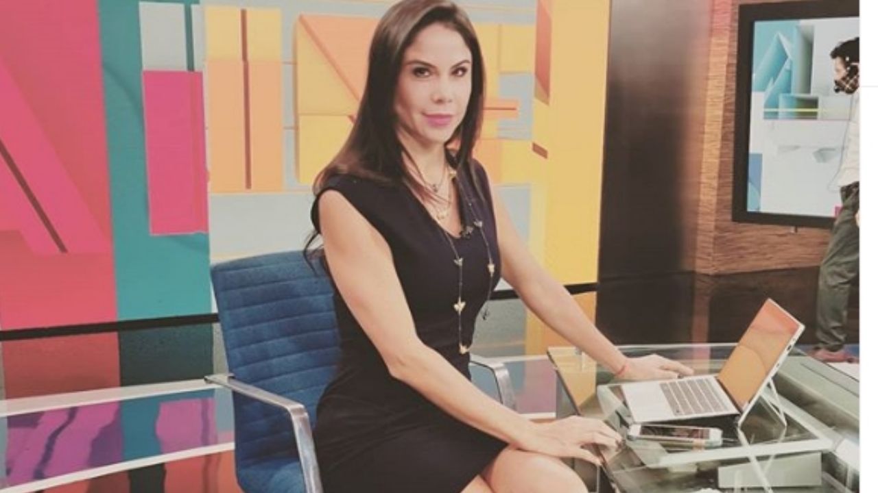 ¿Otro galán? Paola Rojas al fin manda a ‘volar’ a Zague y es captada en cariñoso momento con famoso cantante