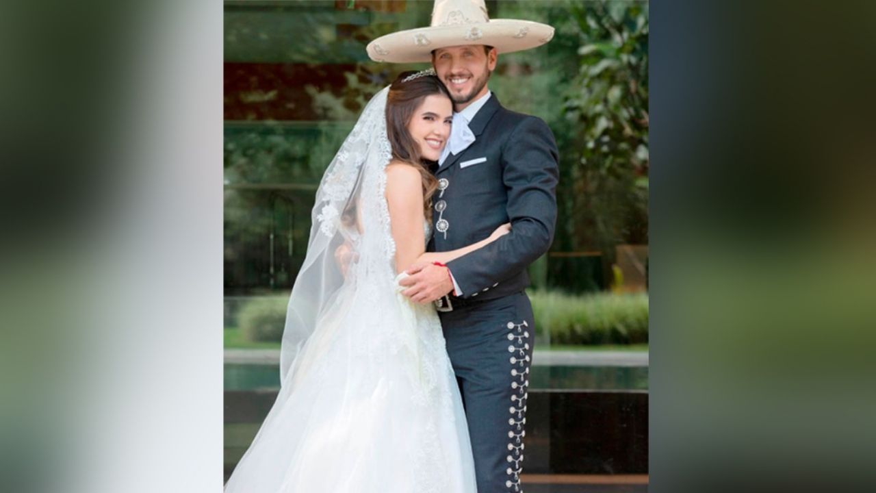 Camila Fernández reaparece en redes muy acaramela con su esposo y tierno mensaje