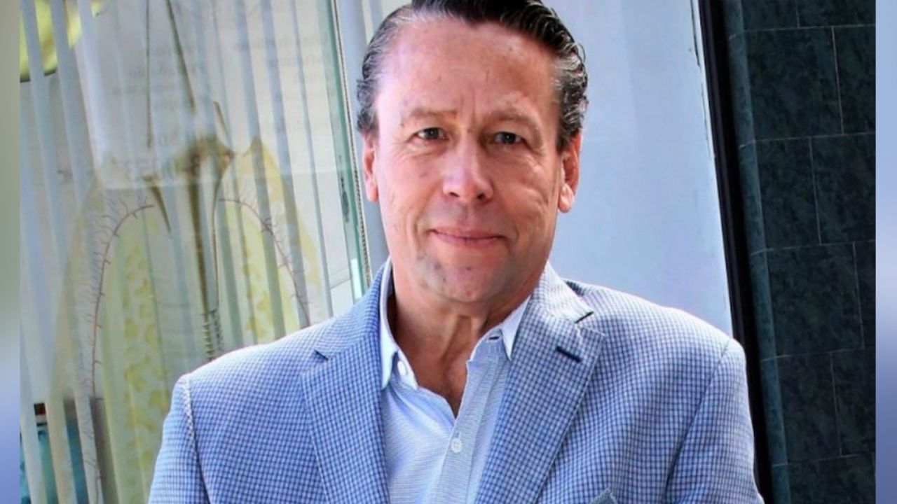 ¡Y sin cobrar! Alfredo Adame envía mensaje a fan para ahuyentar enemigos: “Voy a darte una pu… mad…”