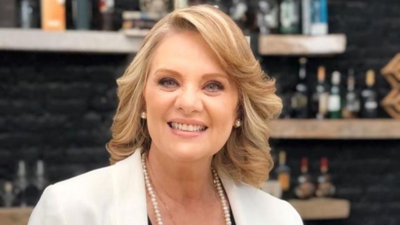 Érika Buenfil enamora con fotos al lado de su guapa hermana Martha: “Hermosas”
