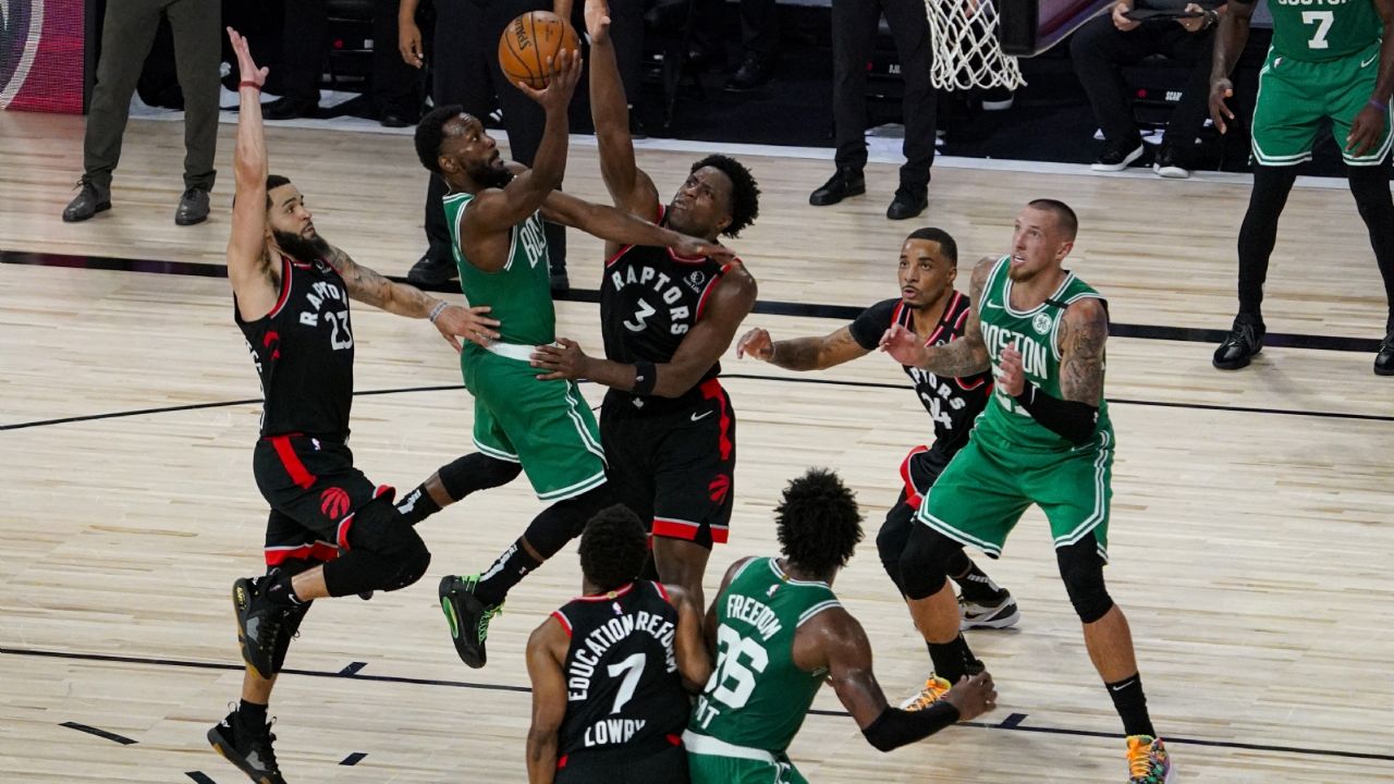 Los Raptors sobreviven, superan a Celtics en doble tiempo extra