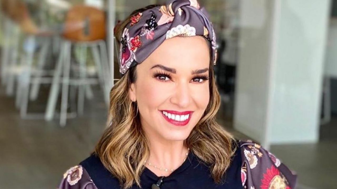 Instagram: Laura G celebra el mes patrio con atuendo al estilo mexicano