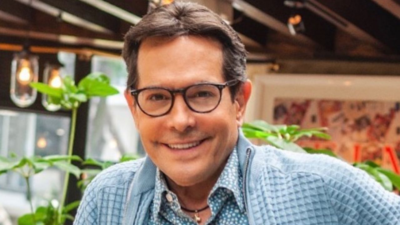 ¡Más delgado y sin entradas! Así de distinto lucía Pepillo Origel en su juventud