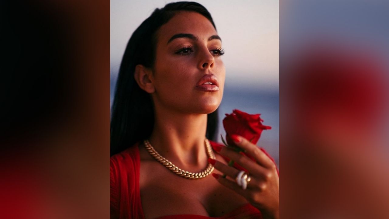 Georgina, novia de Cristiano Ronaldo, roba suspiros al lucirse en infartante vestido