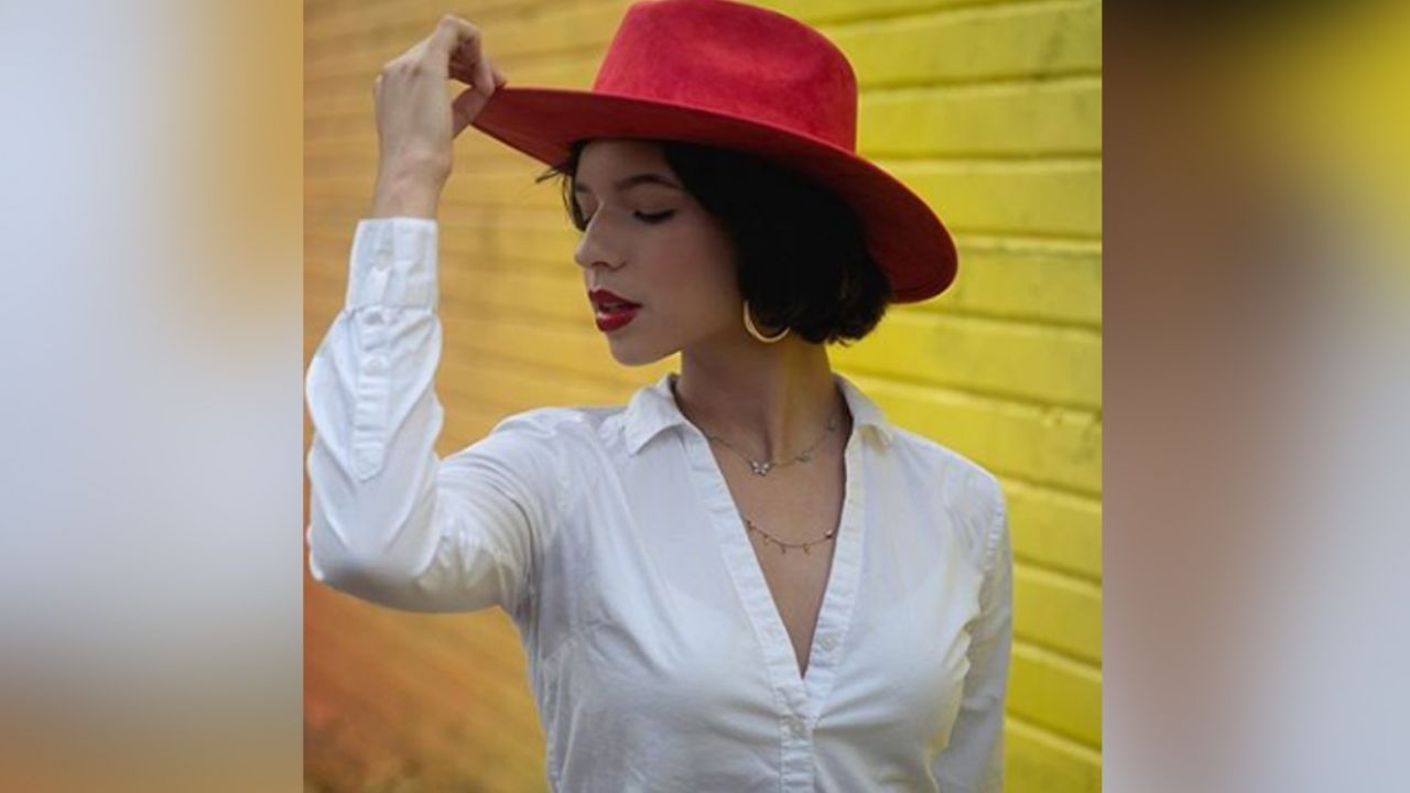 Ángela Aguilar roba las miradas al lucir como un ángel en exquisito ‘outfit’ blanco