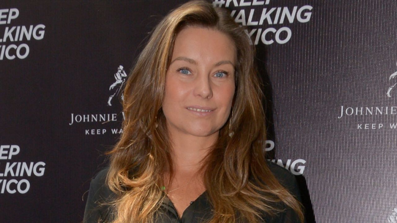 Dominika Paleta presume los logros de su hija menor fuera de la actuación