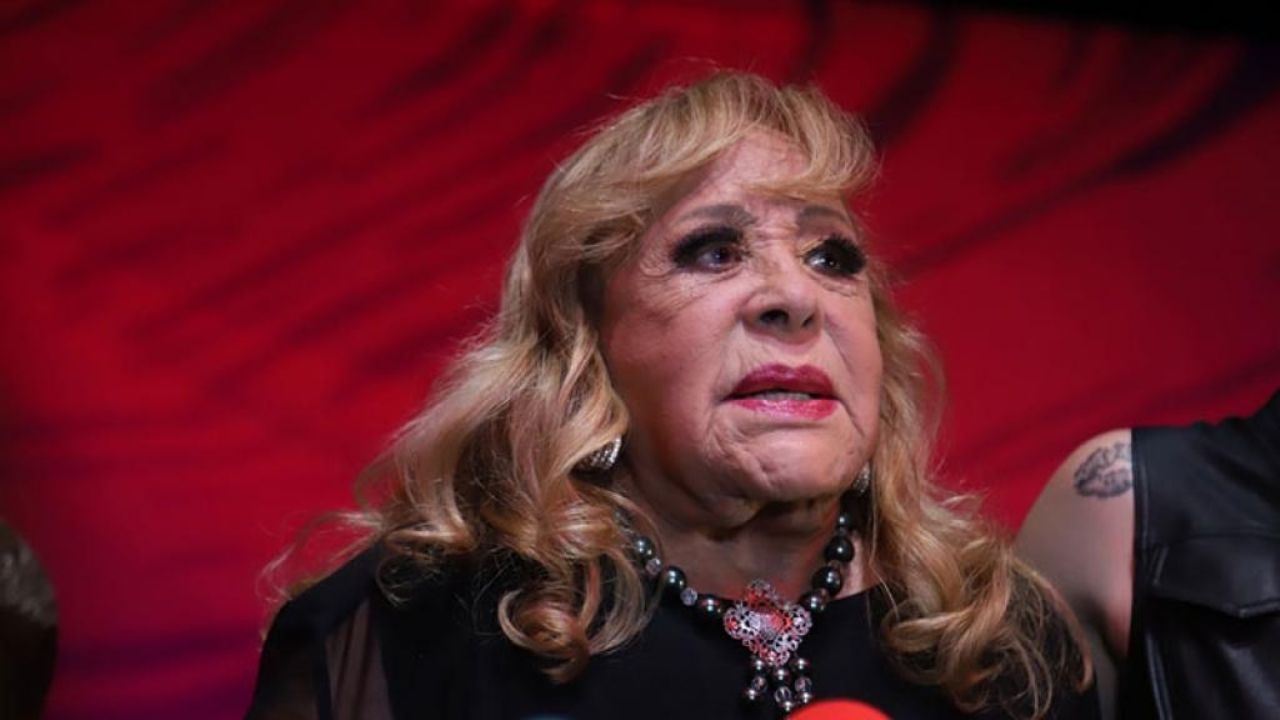 La última gran diva de Televisa, Silvia Pinal, cumple 89 años de edad