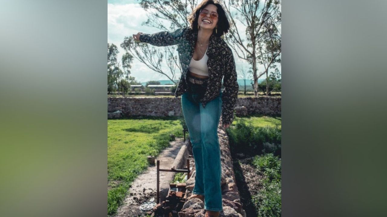 Ángela Aguilar roba más de un suspiro al lucir encantadora desde la naturaleza