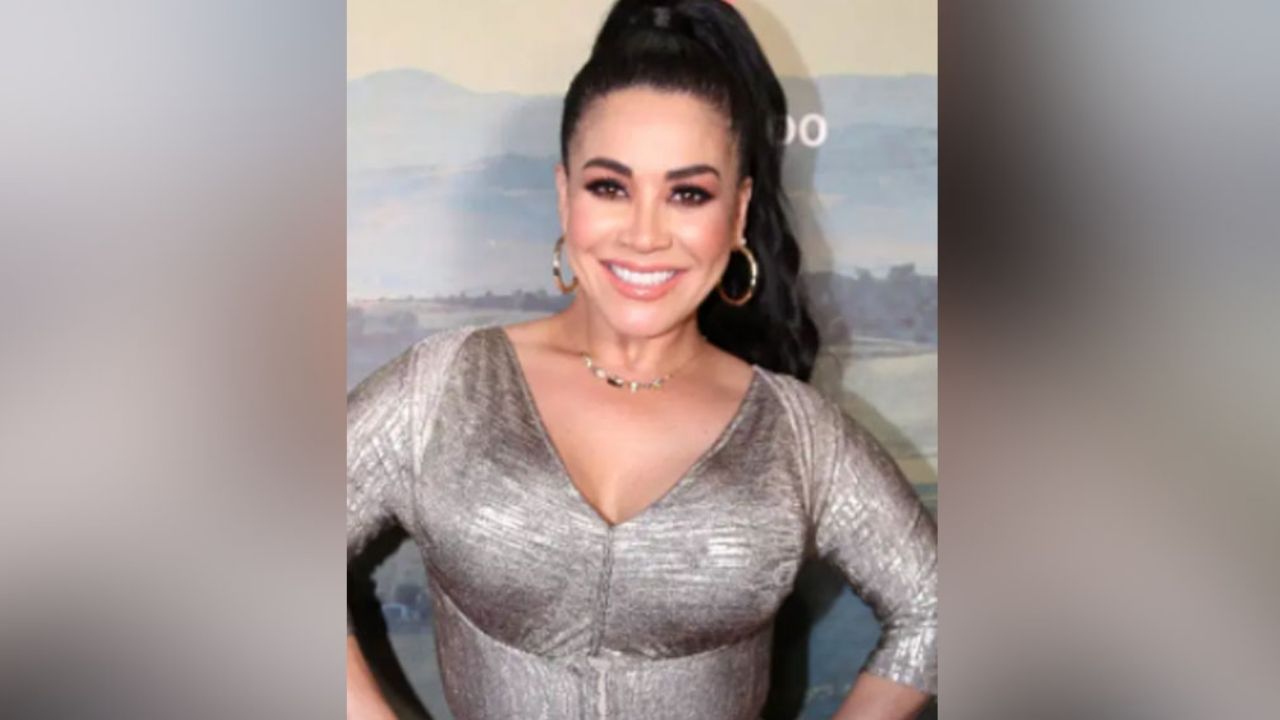 Carolina Sandoval niega querer anular el bautizo de su hija tras conflicto con el padrino