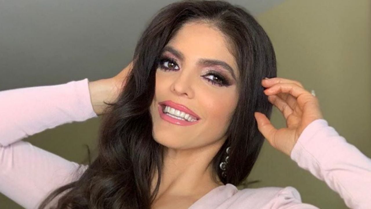 Ana Bárbara presume piernas en foto de Instagram y la llaman “jovencita”