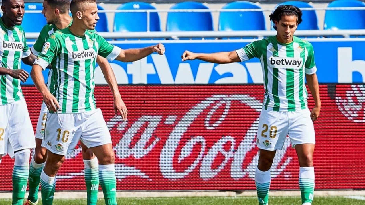 Diego Lainez vuelve a tener minutos en la victoria del Betis sobre el Alavés
