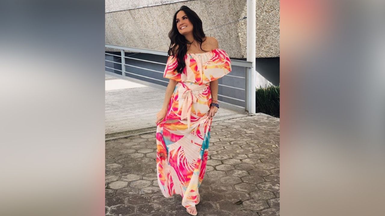 Joanna Vega-Biestro, conductora de ‘Sale el Sol’, deleita pupilas al posar desde la piscina