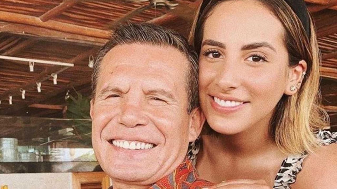 Nicole: La hija de Julio César Chávez disfruta de sus vacaciones desde la piscina