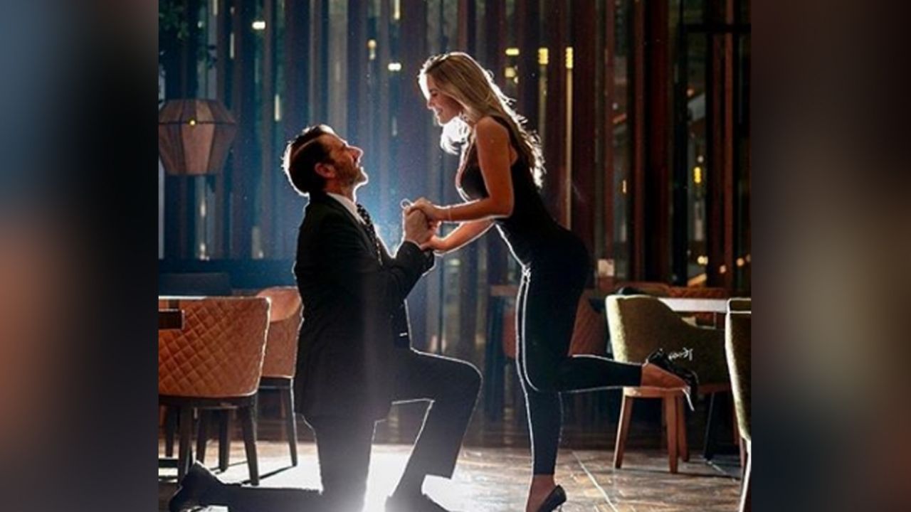 “Almas gemelas”: Eduardo Videgaray se compromete con querida conductora 24 años menor