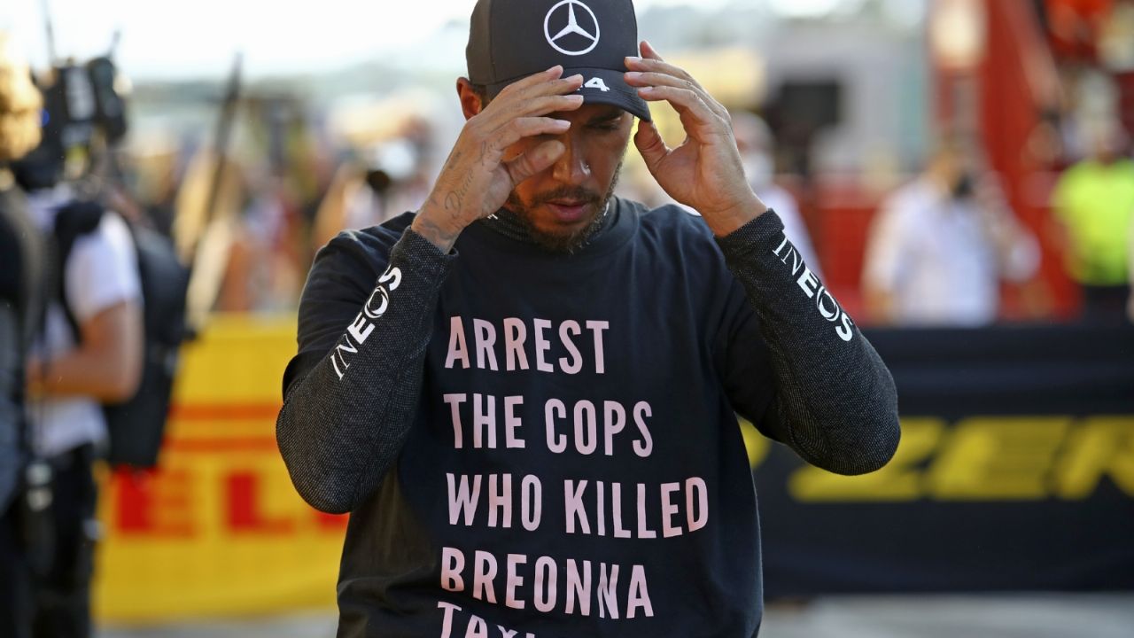 FIA realizará investigación a Lewis Hamilton por pedir justicia para Breonna Taylor