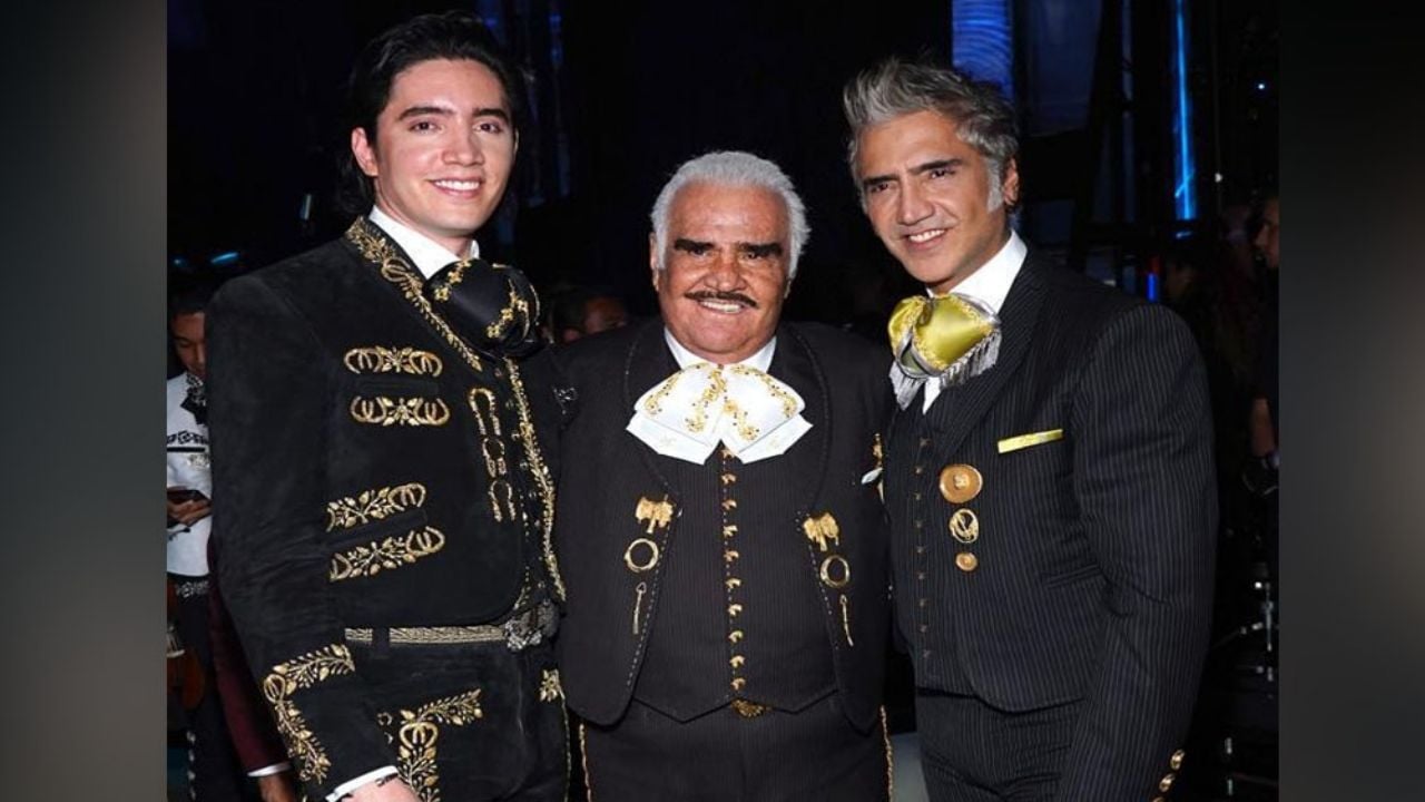 Así lucen 3 generaciones de los Fernández: ‘El Potrillo’, Alex Jr., y ‘El Charro de Huéntitan’