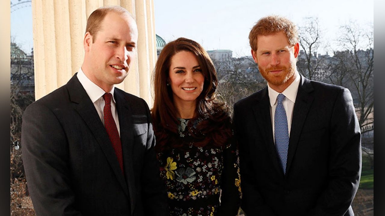 Harry celebra 36 años lejos de la Corona y así lo felicitan William y Kate