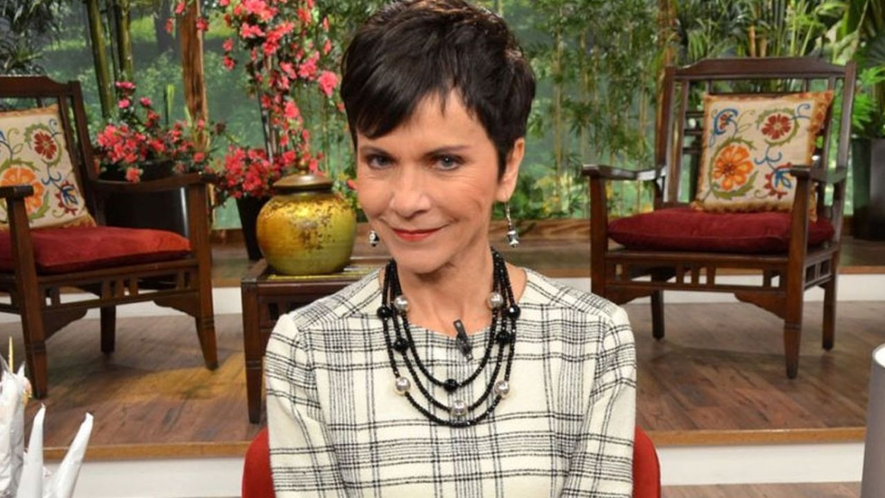 “Ridícula”: Usuarios de Instagram atacan a Pati Chapoy por su vestido típico mexicano