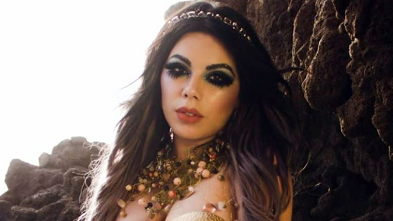 Lizbeth Rodríguez, exchica Badabun, se pone patriota con vestido mexicano