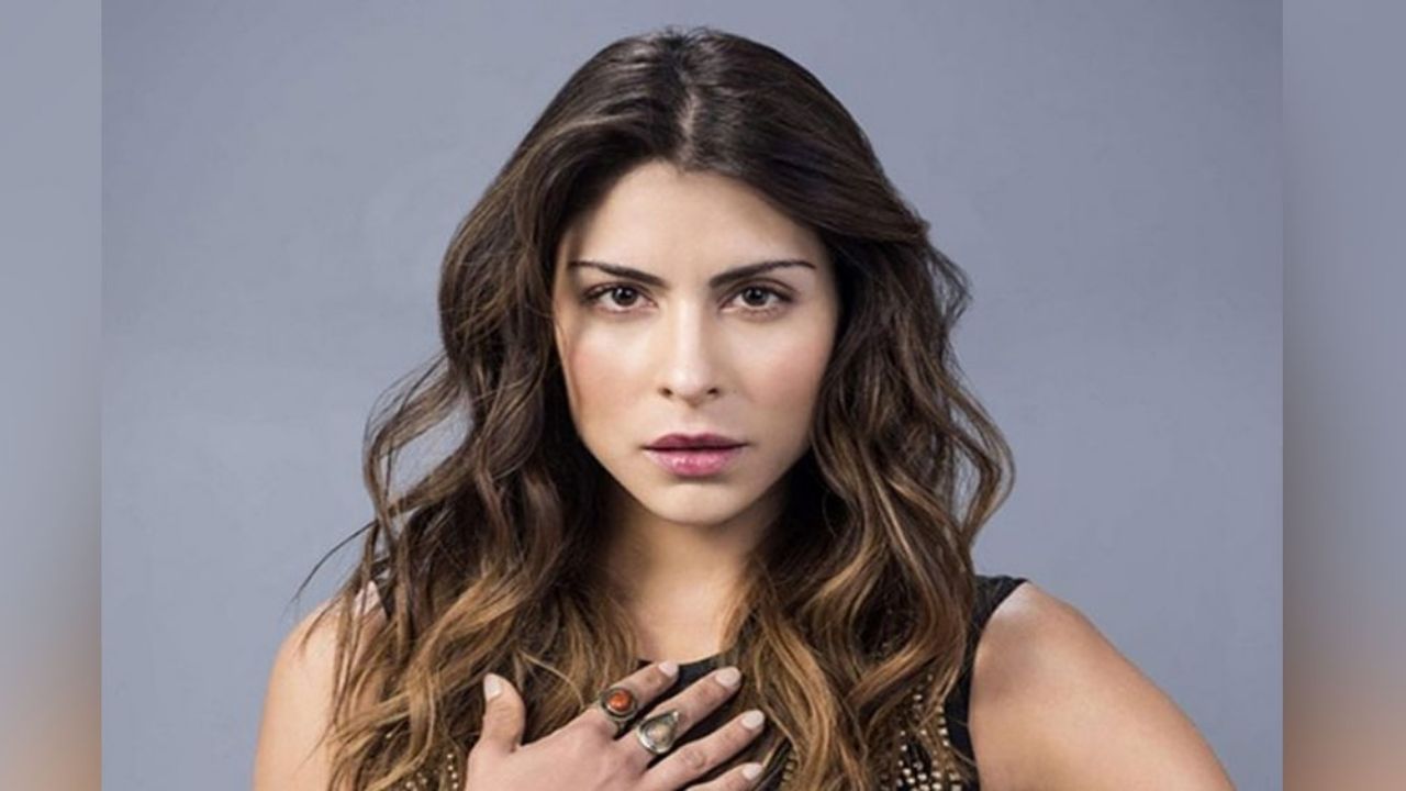 María León rompe el silencio: La cantante revela haber sido víctima de abusos en su juventud