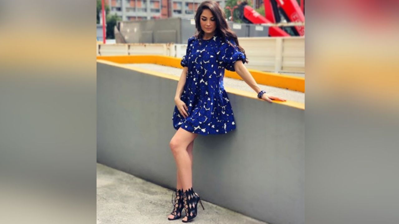 Ante tantas críticas, Joanna Vega-Biestro luce corto vestido en ‘Sale el Sol’