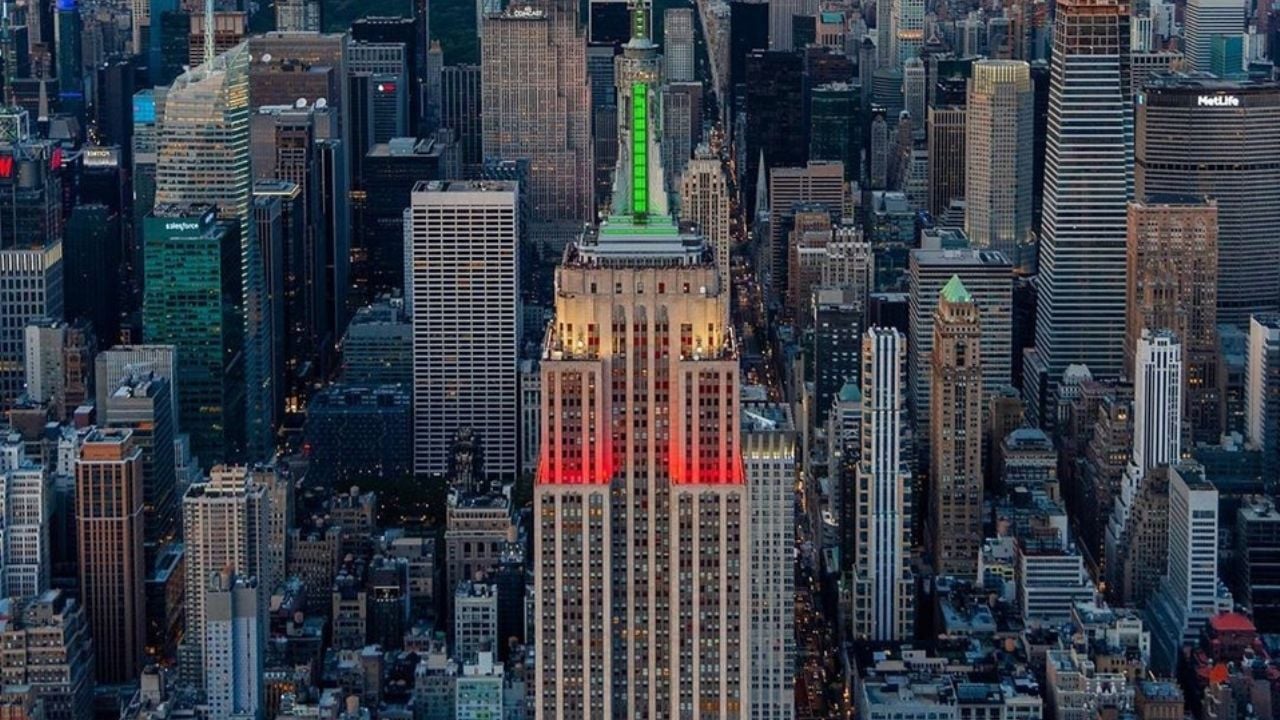VIDEO: Empire State se pinta de los colores mexicanos en Nueva York