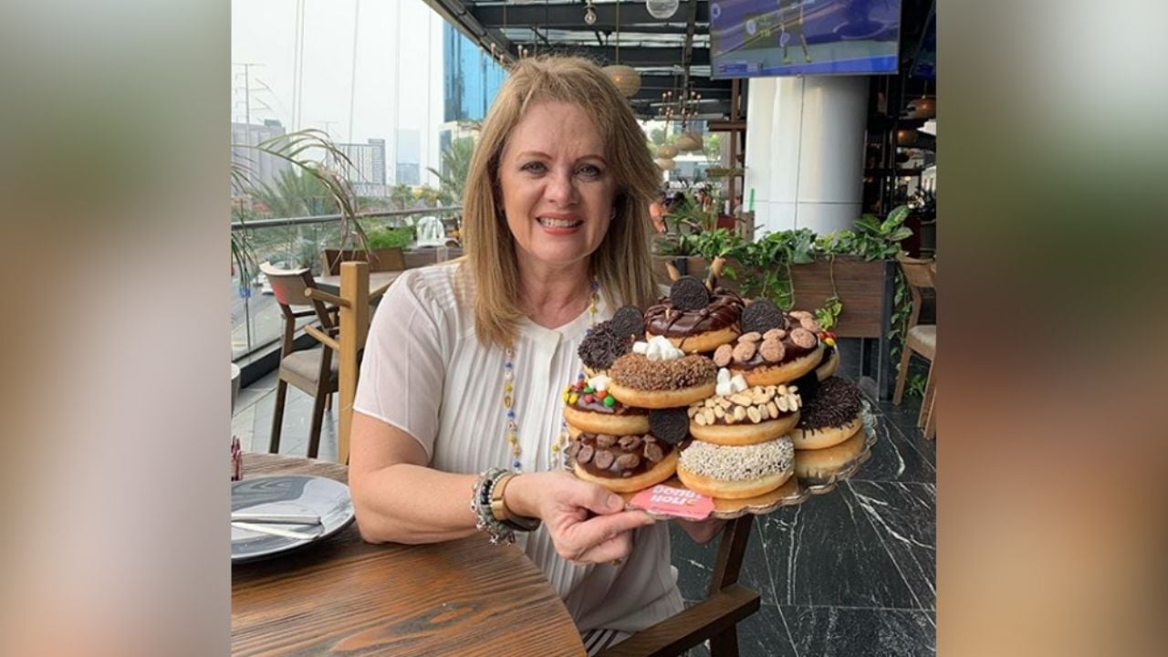 Érika Buenfil roba corazones con espectacular baile al ritmo de Timbiriche