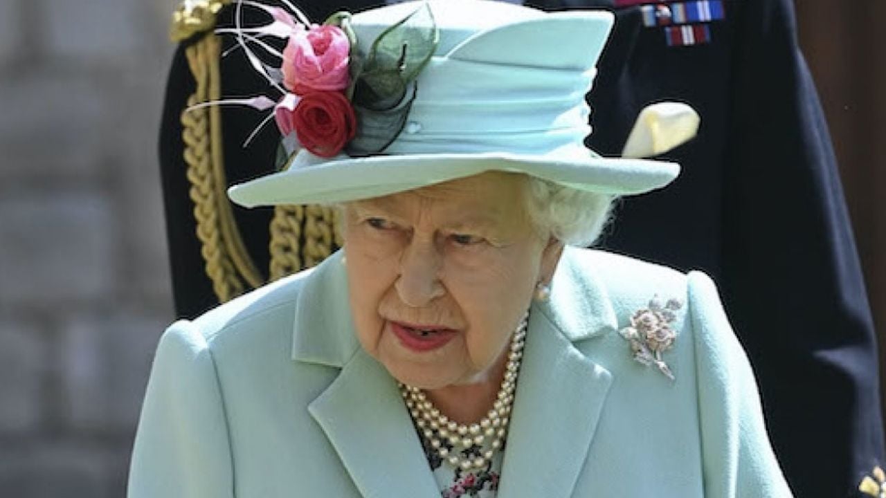 ¿Adiós Corona? Reina Isabel II enfrentaría revolución para quitarle el trono