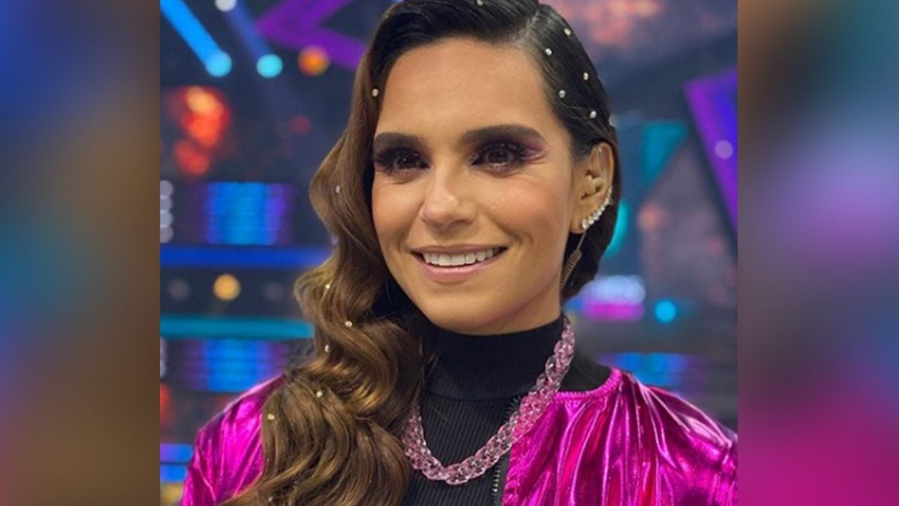 Tania Rincón le dice adiós a Televisa con elegancia en un maravilloso atuendo negro