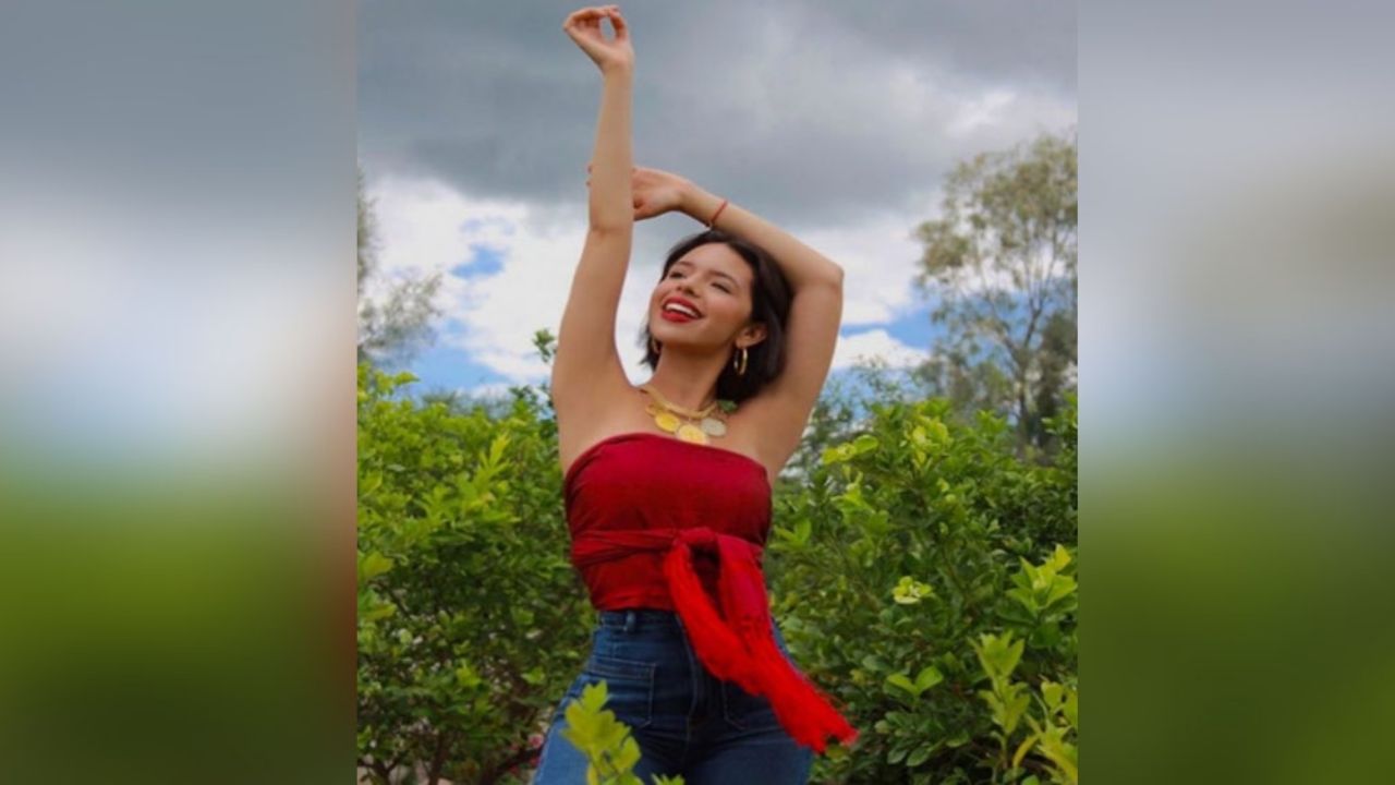 Ángela Aguilar alegra corazones al lucir más irresistible que nunca en este ‘outfit’