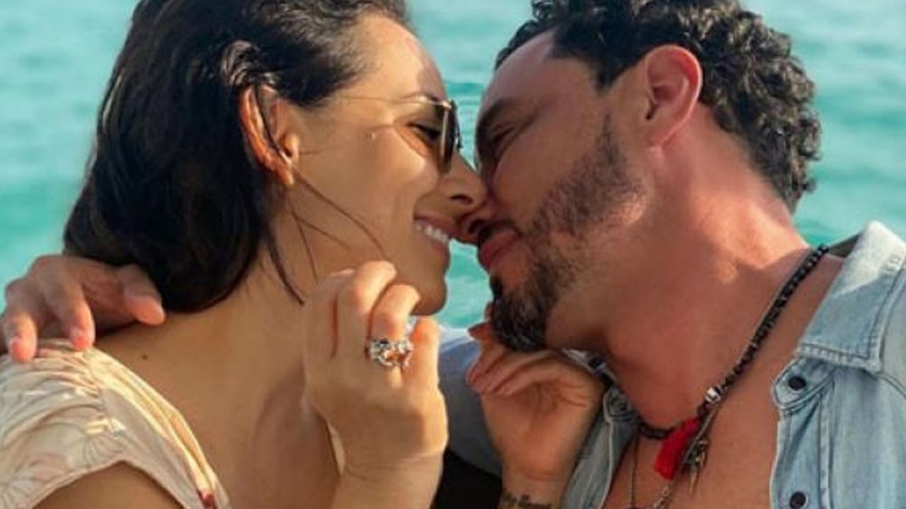 Más enamorada que nunca Claudia Lizaldi supera a su ex con su nuevo galán