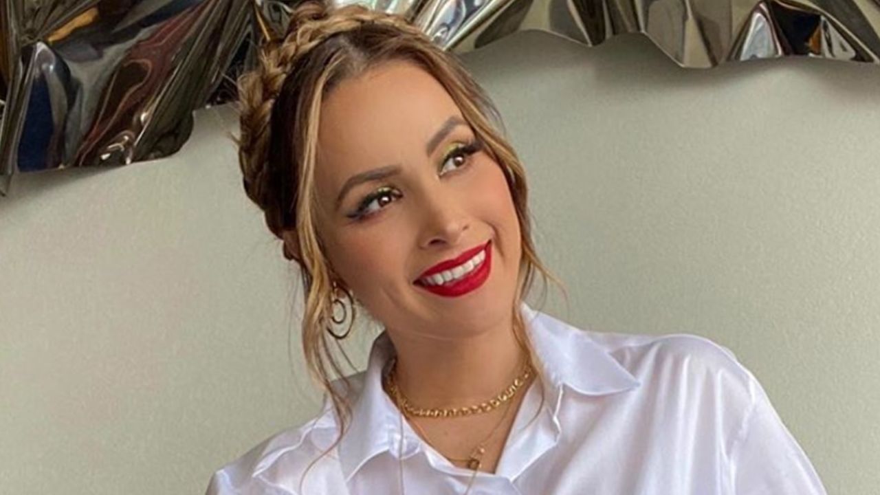 Vestido turquesa de Cynthia Rodríguez se roba las miradas de Instagram