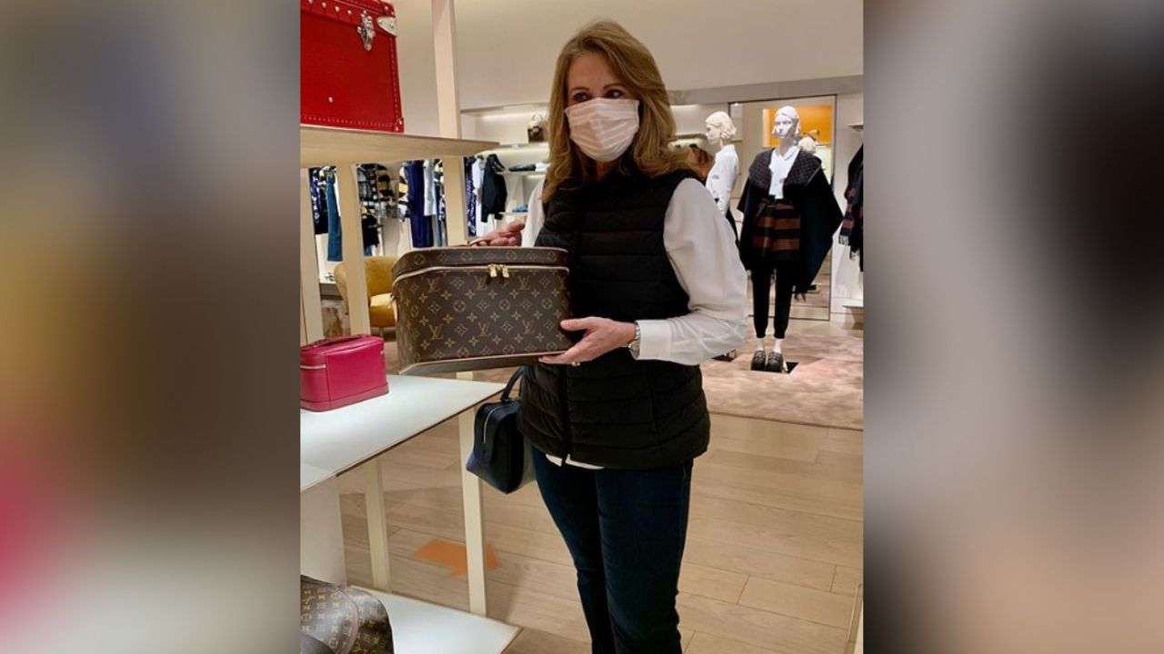 Érika Buenfil roba corazones en espectacular baile con ‘outfit’ de porrista