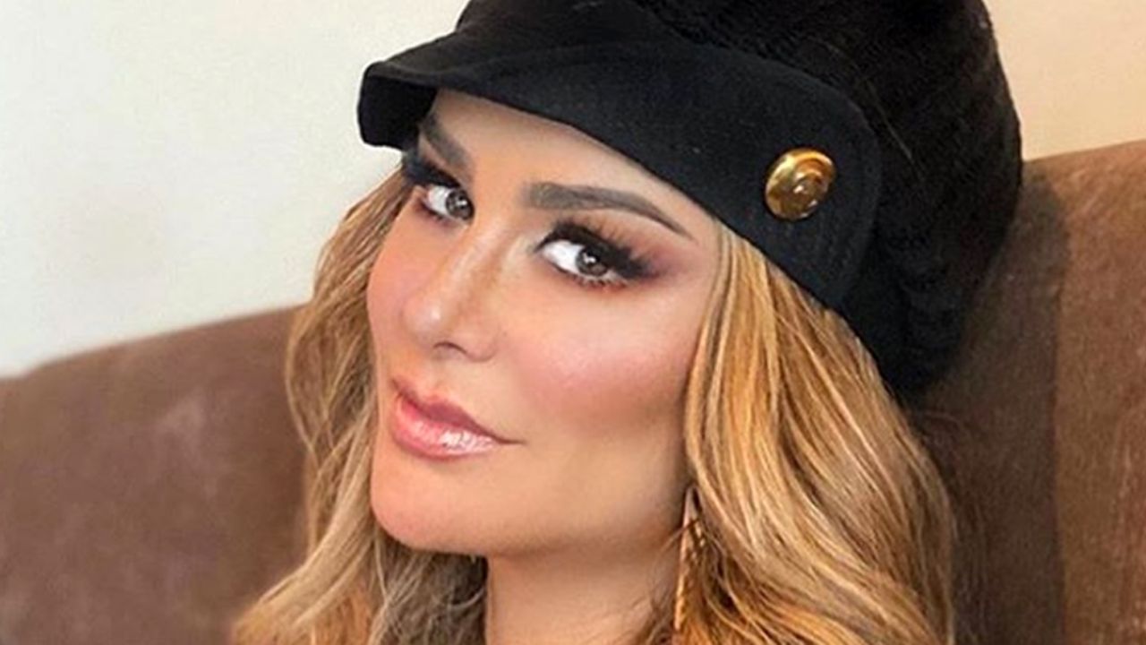 Ninel Conde paraliza Instagram al lucir su cintura de avispa desde el gimnasio