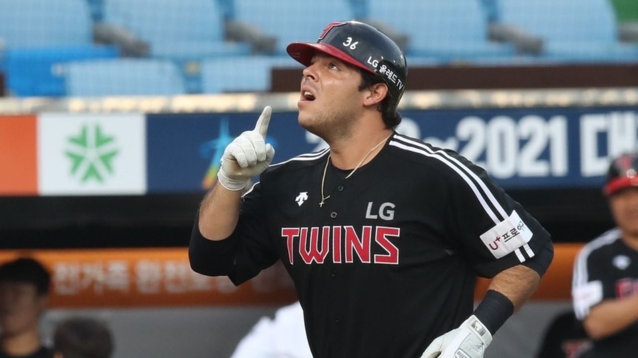 Ya son 35 cuadrangulares de Roberto Ramos en el beisbol de Corea del Sur