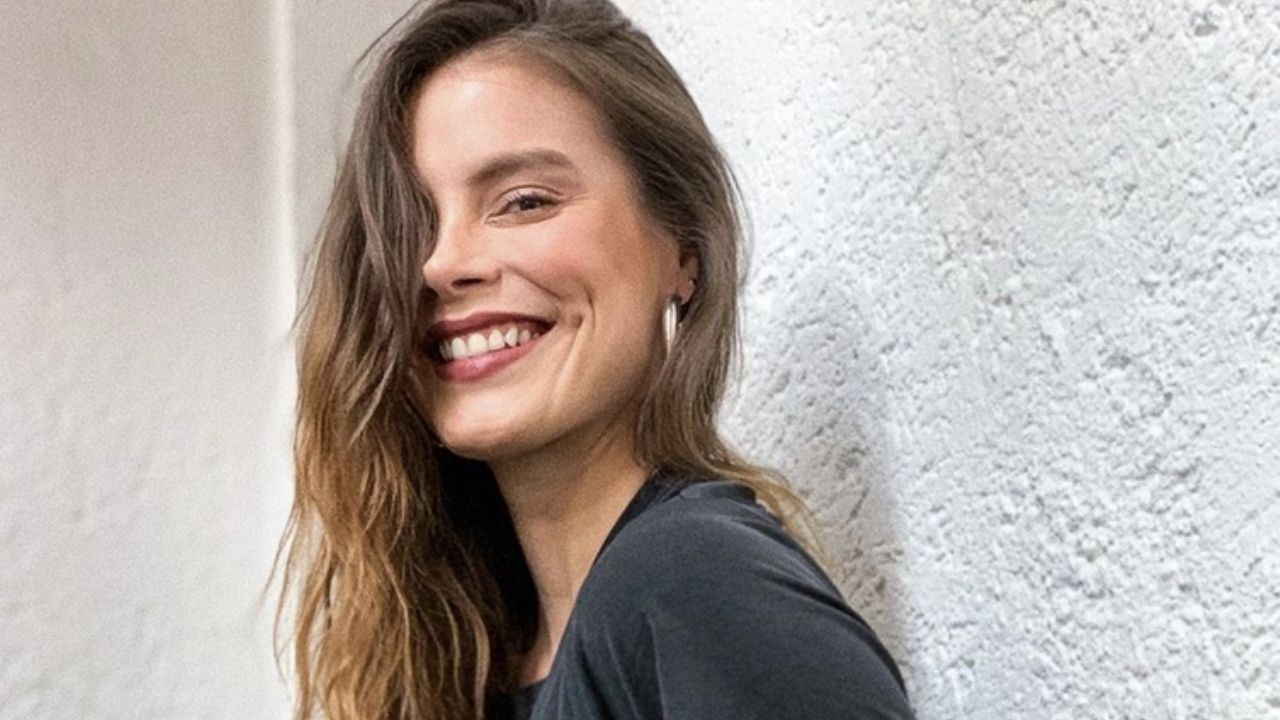 ¿A lo Donald Trump? Exintegrante de ‘Exatlón’ se broncea con revelador ‘outfit’ en Acapulco