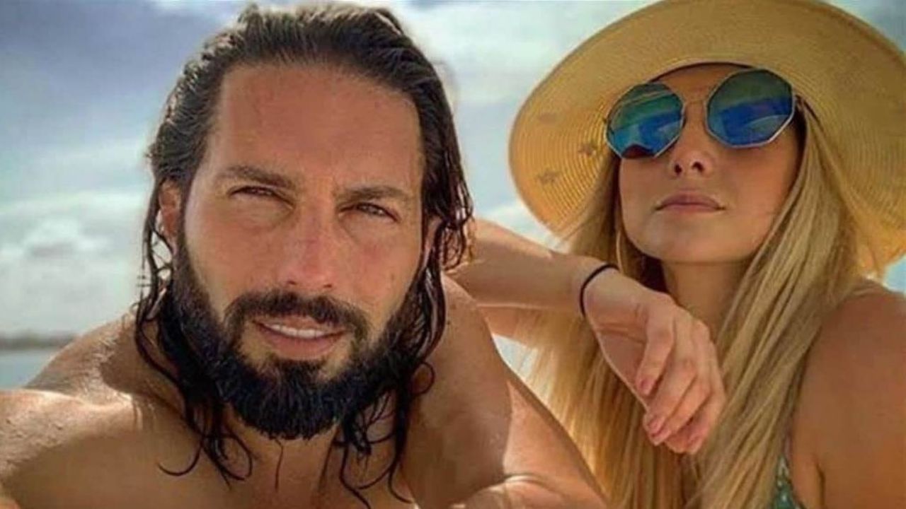 Poncho de Nigris confiesa que no deja que Marcela Mistral utilice escotes