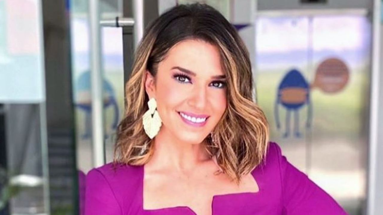 Laura G enamora a sus fans de ‘Venga la Alegría’ con radiante short negro