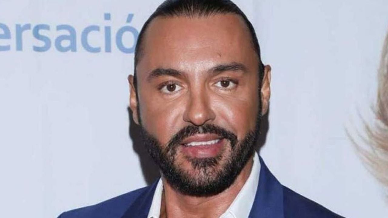 Latin Lover es internado en el hospital de urgencia por esto