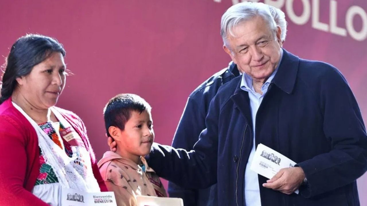 ¿Quieres conseguir una beca de AMLO? Estos son los requisitos para obtenerla