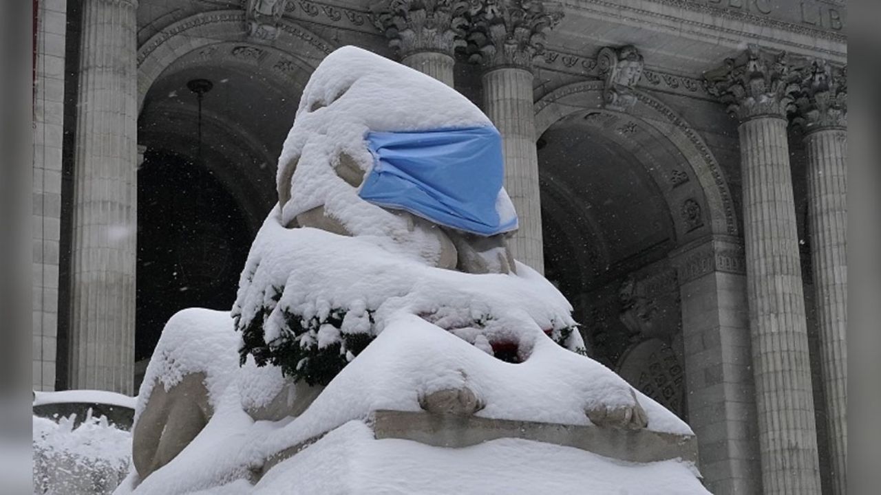 Tormenta invernal azota Estados Unidos y la ciudad se viste de blanco