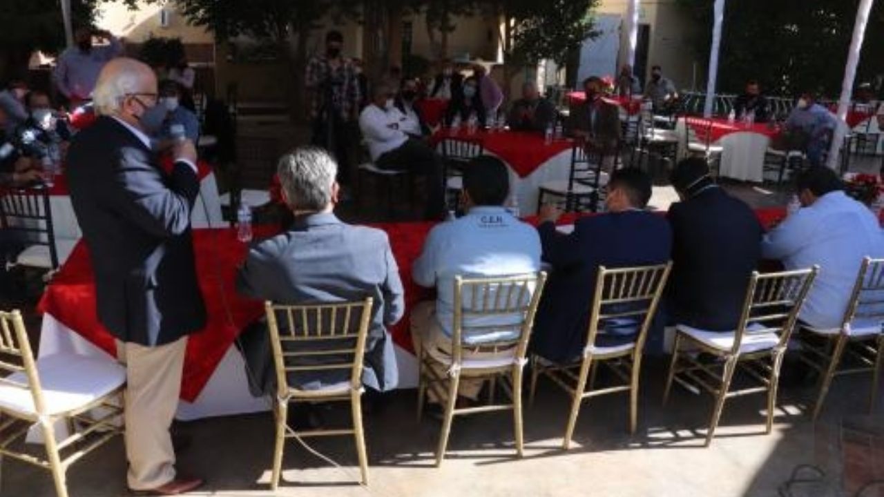 Ciudad Obregón: Transportistas dan ultimátum a Gobierno Federal