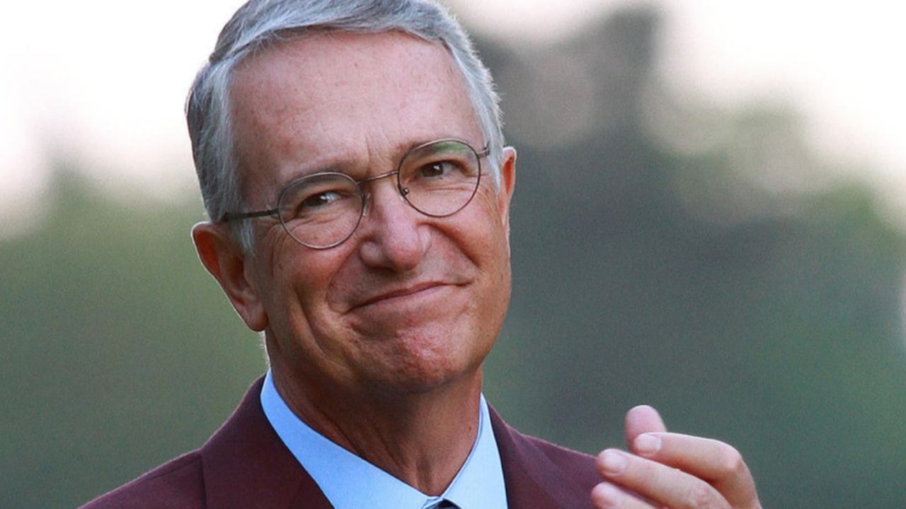 Ricardo Salinas Pliego se burla de Estefania Veloz por bloquearlo en Twitter: “Debe una colcha”